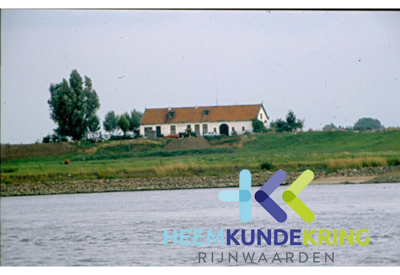 Doorneburg F0000013